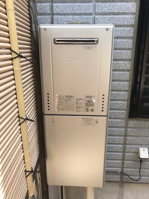 埼玉県川越市 U様 ノーリツエコジョーズ給湯器 GT-C2462SAWX BL 24号シンプル（オート）追焚付給湯器 交換工事 交換後