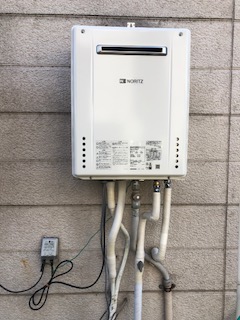 東京都葛飾区 Ｔ様 ノーリツ給湯器 GT-2060AWX-1 BL 20号フルオート追焚付給湯器 交換工事 交換後