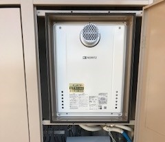 大阪府松原市 K様 ノーリツ給湯器 GT-2060SAWX-T-1 BL 20号オート追焚付給湯器 交換工事 交換後