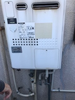 大阪府寝屋川市 M様 ノーリツ給湯器 GT-1660SAWX-1 BL 16号オート追焚付給湯器 交換工事 交換前