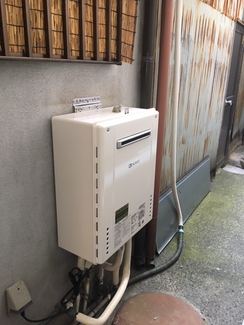 大阪府大阪市東成区 Ｍ様 ノーリツ給湯器 GT-1660SAWX-1 BL 16号オート追焚付給湯器 交換工事 交換後