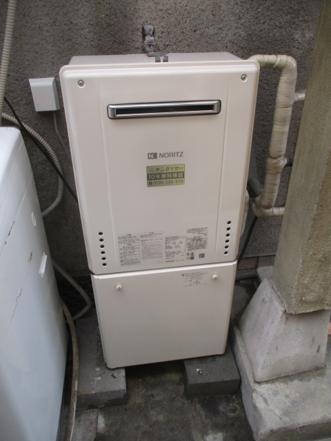 京都府京都市西京区 H様 ノーリツ給湯器 GT-2460SAWX-1 BL 24号オート追焚付給湯器 交換工事 交換後