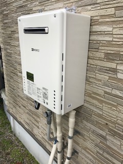 大阪府枚方市 T様 ノーリツ給湯器 GT-2460SAWX-1 BL 24号オート追焚付給湯器 交換工事 交換後