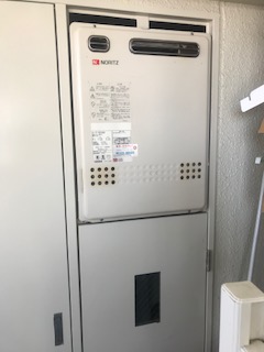 大阪府寝屋川市 T様 GT-1660SAWX-1 BL／ノーリツ 16号オート追焚付給湯器 交換工事 交換前