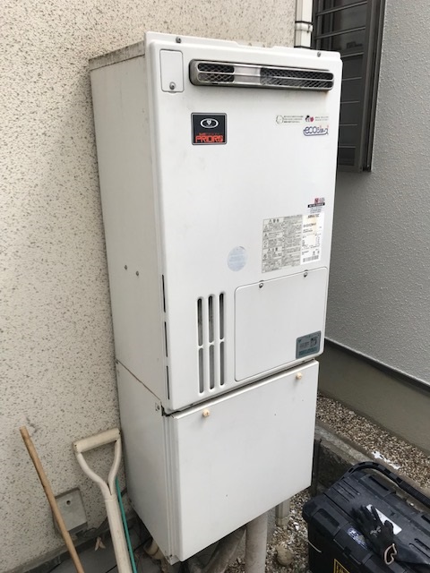 大阪府豊中市 N様 ノーリツエコジョーズ GTH-C2450AW3H-1 BL 24号スタンダード（フルオート）給湯暖房給湯器 交換工事 交換前