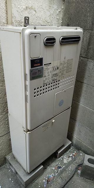 大阪府寝屋川市 Ｙ様 ノーリツエコジョーズ GTH-C1650SAW-1 BL 16号シンプル（オート）給湯暖房給湯器 交換工事 交換前