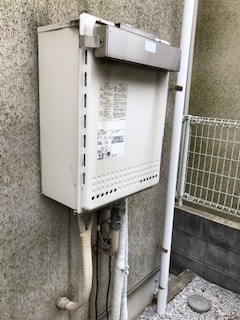 東京都西東京市 Ｈ様 ノーリツ給湯器 GT-2460SAWX-1 BL 24号オート追焚付給湯器 交換工事 交換前