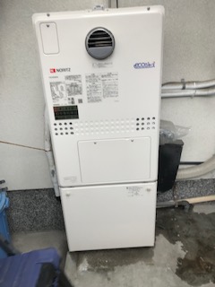 兵庫県伊丹市 Ｎ様 ノーリツエコジョーズ GTH-C2450SAW3H-1 BL 24号シンプル（オート）給湯暖房給湯器 交換工事 交換後