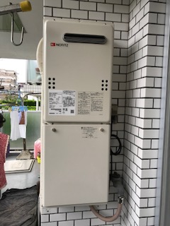 神奈川県横浜市港北区 Ｅ様 都市ガス ノーリツ給湯器 GQ-2039WS-1 20号オートストップ給湯専用給湯器 交換工事 交換後