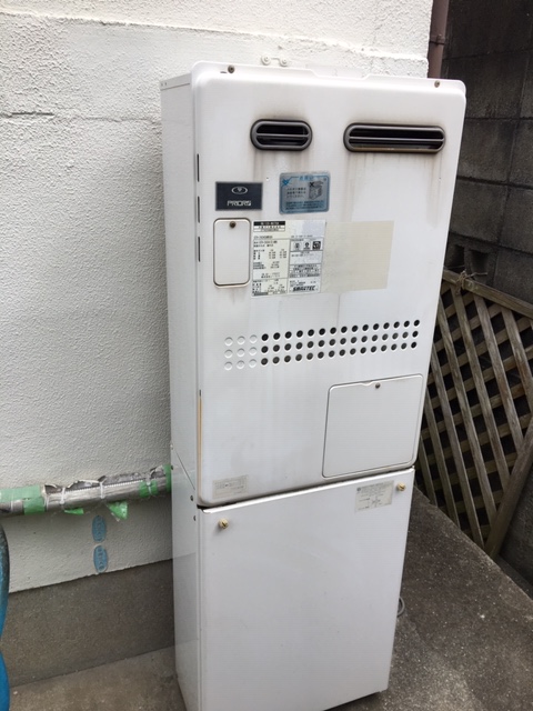 兵庫県神戸市北区 Ｏ様 都市ガス ノーリツエコジョーズ GTH-C2460SAW3H BL 24号シンプル（オート）給湯暖房給湯器 交換工事 交換前
