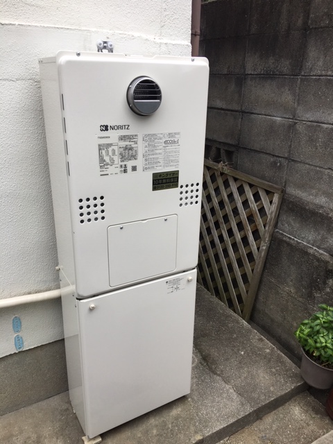 兵庫県神戸市北区 Ｏ様 都市ガス ノーリツエコジョーズ GTH-C2460SAW3H BL 24号シンプル（オート）給湯暖房給湯器 交換工事 交換後