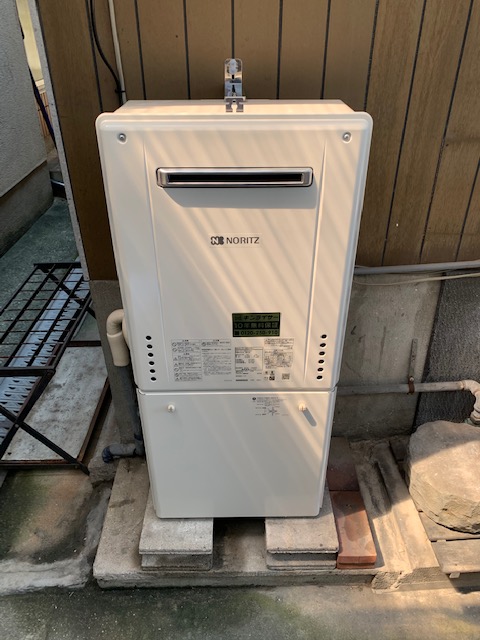 大阪府堺市北区 Ｕ様 都市ガス ノーリツ給湯器 GT-1660SAWX-1 BL 16号オート追焚付給湯器 交換工事 交換後