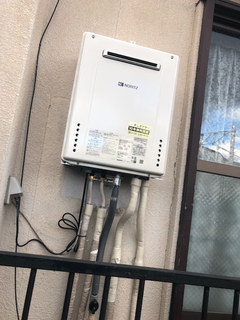 京都府宇治市 Ｇ様 都市ガス ノーリツ給湯器 GT-2060SAWX-1 BL 20号オート追焚付給湯器 交換工事 交換後