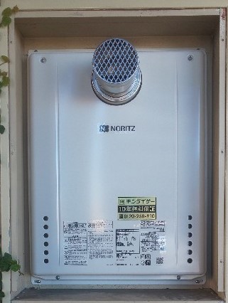 東京都足立区 K様 都市ガス ノーリツ給湯器 GT-2460SAWX-T-1 BL 24号オート追焚付給湯器 交換工事 交換後