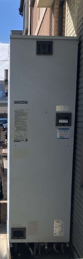 大阪府堺市西区 H様 三菱電機エコキュート SRT-S466 460L角型フルオート 交換工事 交換前