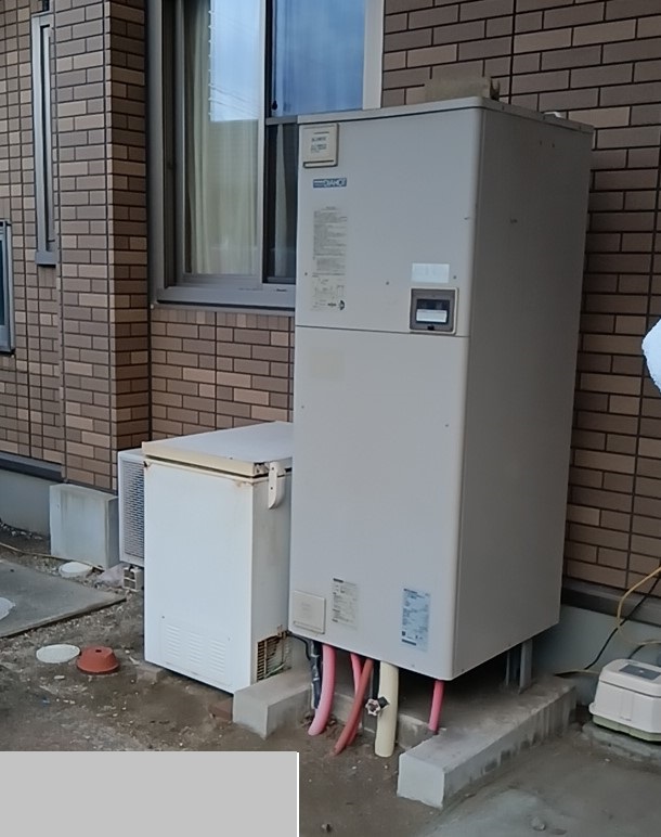 和歌山県和歌山市 K様 三菱電機エコキュート SRT-C466 460L角型/オート/高圧力型 交換工事 交換前