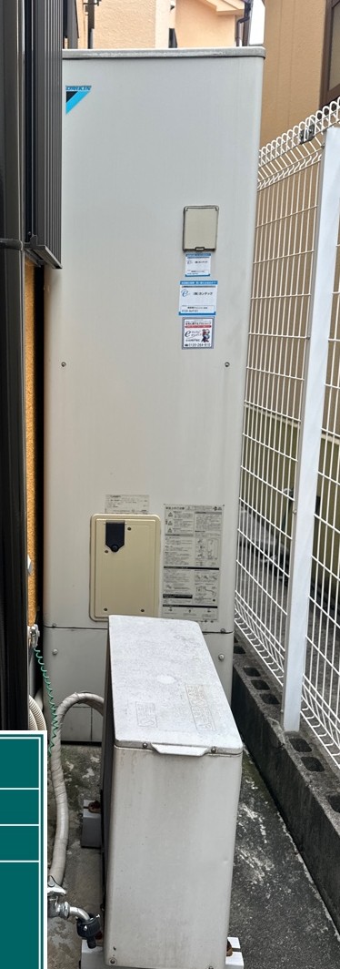 大阪府寝屋川市  D様 コロナエコキュート CHP-E37AZ1 370L角型フルオート 交換工事 交換前